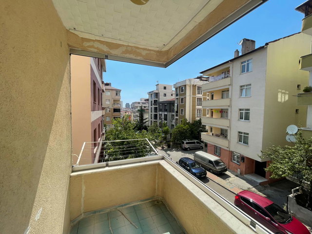 KARTAL HÜRRİYET MAHALLESİ 3+1 SATILIK BOŞ DAİRE