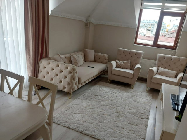 AVCILAR ÜNİVERSİTE MAH EŞYALI KİRALIK DAİRE