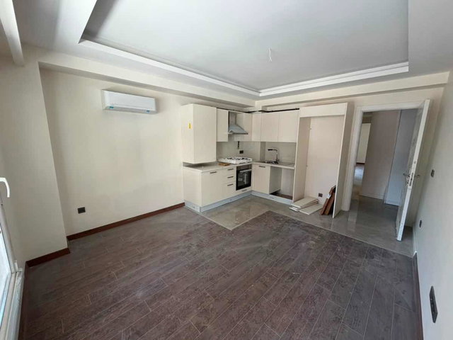 ERENKÖY'DE GÜZEL KONUMDA SIFIR 2+1 BALKONLU DAİRE