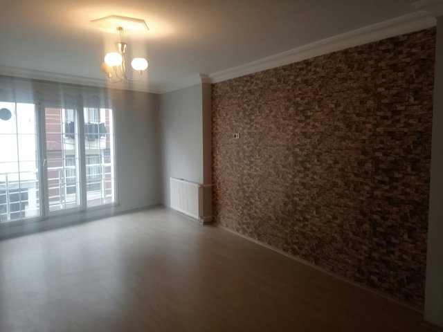 REMAX PRO2 KEREM'DEN HALICIOĞLU ÇIK SALIN'DA ARA KAT 3+1...