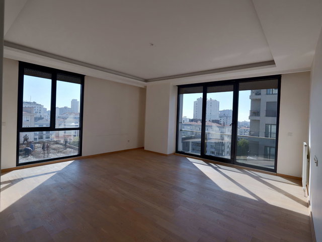 GÖZTEPE OYUNCAK MÜZESI SK SATILIK HAVUZLU GENIŞ 2+1 DAIRE 115 M2