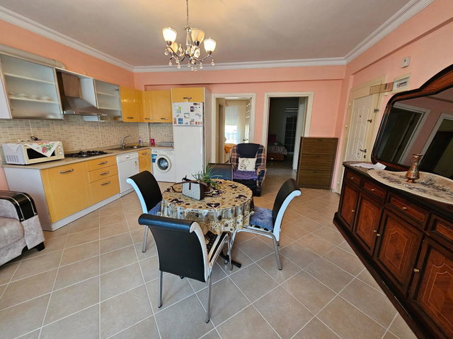 ÇALIŞ PLAJINA YAKIN HAVUZLU SITEDE MOBILYALI KIRALIK 2+1 DAIRE