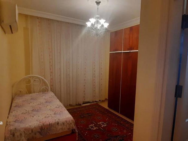 ÇALIŞ PLAJINA YAKIN HAVUZLU SITEDE MOBILYALI KIRALIK 2+1 DAIRE