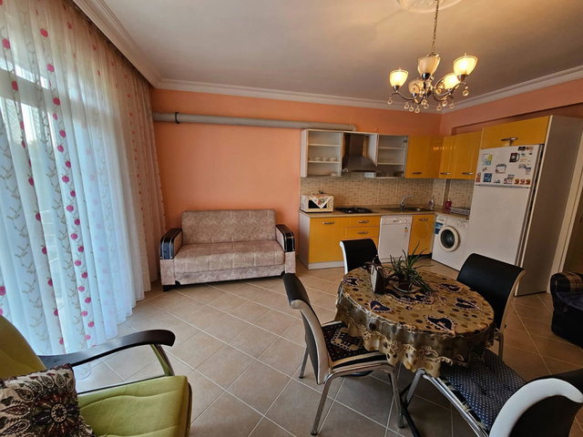 ÇALIŞ PLAJINA YAKIN HAVUZLU SITEDE MOBILYALI KIRALIK 2+1 DAIRE