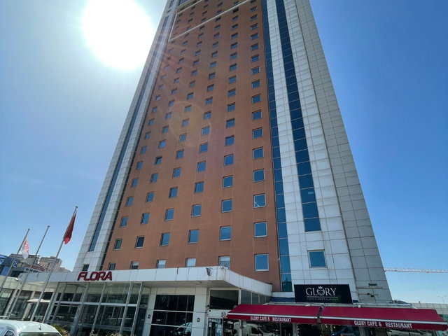 ATAŞEHİR FLORA REZİDANS DA SATILIK 1+1 GÜNCEL DAİRE