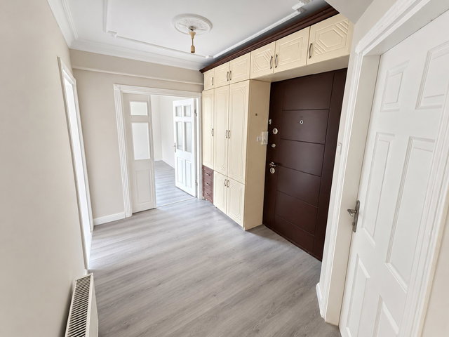 ÖVEÇLER HUZUR MAHALLESİNDE KİRALIK 2+1 GİRİŞ KAT DAİRE