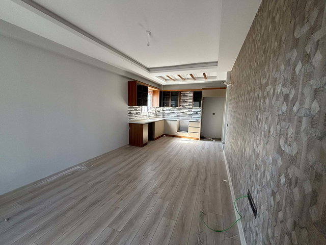 REMAX RİNA'DAN MNZ PERA LİFE SİTESİNDE 2+1