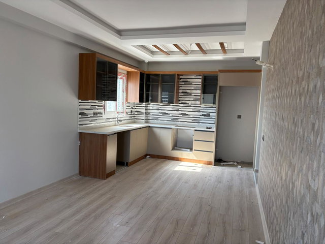 REMAX RİNA'DAN MNZ PERA LİFE SİTESİNDE 2+1