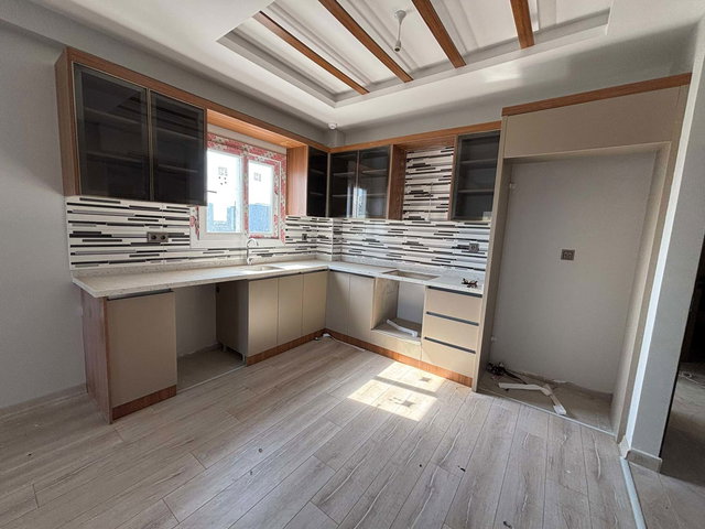 REMAX RİNA'DAN MNZ PERA LİFE SİTESİNDE 2+1