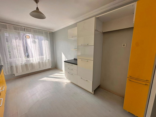ARİFİYE FATİH MAHALLESİ’NDE 3+1 ARA KAT KİRALIK DAİRE
