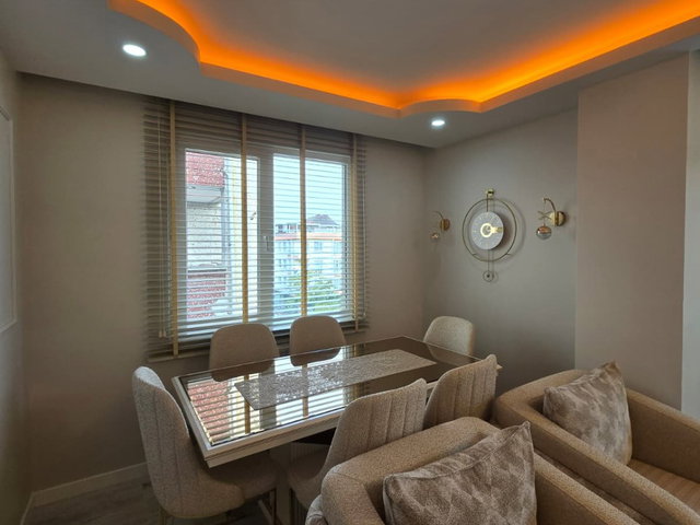 BEYLIKDÜZÜ YAKUPLU MAH. 4+1 GIYINME VE YEMEK ODALI KAPALI TERASLI YENI BINADA DUBLEKS DAIRE