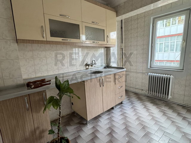 RE/MAX LACİVERT'TEN YENİŞEHİR'DE 3+1 KİRALIK DAİRE