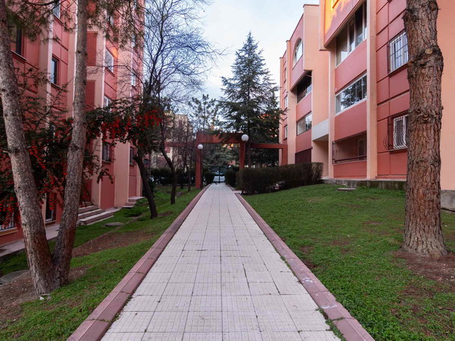TUNAHAN MAHALLESİ YARDIMCI BLOKLARI 1+1 EŞYALI KİRALIK DAİRE