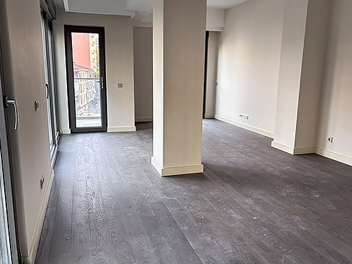CADDEBOSTAN PLAJ YOLU SOKAK'TA SIFIR BİNADA 3+1 KİRALIK DAİRE