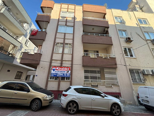 REMAX RİNA'DAN DENİZE YÜRÜME MESAFESİNDE EV&HOMEOFFİCE