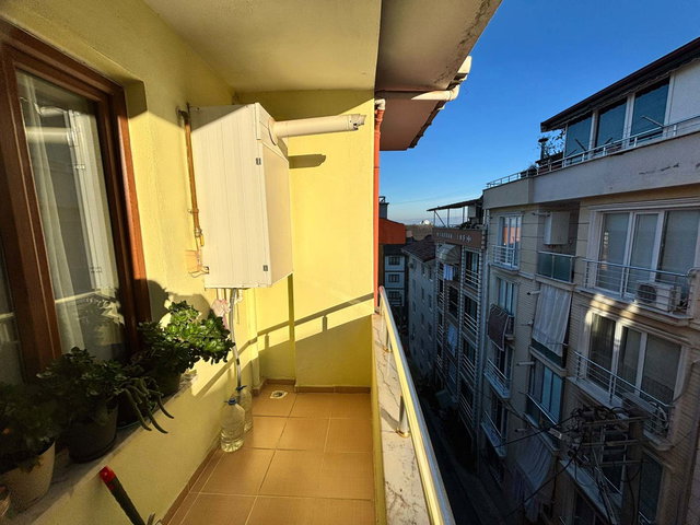 RE/MAX KANYON MERKEZI KONUMDA GENIŞ 5+1 DUBLEKS