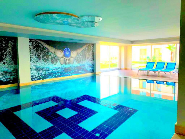 STİLL İSTANBUL ADORİA SİTESİNDE 2+1 SATILIK EŞYALI ARA KAT DAİRE