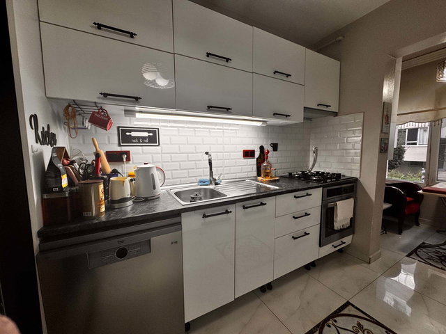 BAHAR OBA EVLERİNDE TADİLATLI  BALKONLU SATILIK 3+1 DAİRE