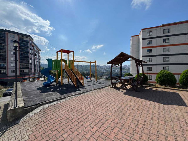 BOSTANCI 'DA DENIZ MANZARALI GENIŞ SITE İÇI 3+1 SATILIK DAIRE