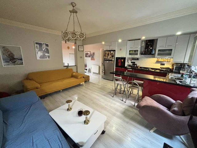ÜSKÜDAR SULTANTEPE’DE SATILIK BAHÇE KULLANIMLI DAİRE