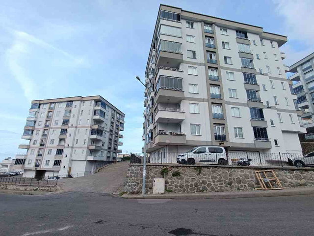 BOSTANCI TUNÇ SİTESİ DENİZ MANZARALI ANKASTRE SET KLİMALI 3+1