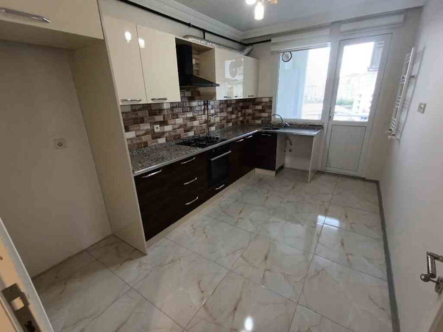 BOSTANCI TUNÇ SİTESİ DENİZ MANZARALI ANKASTRE SET KLİMALI 3+1