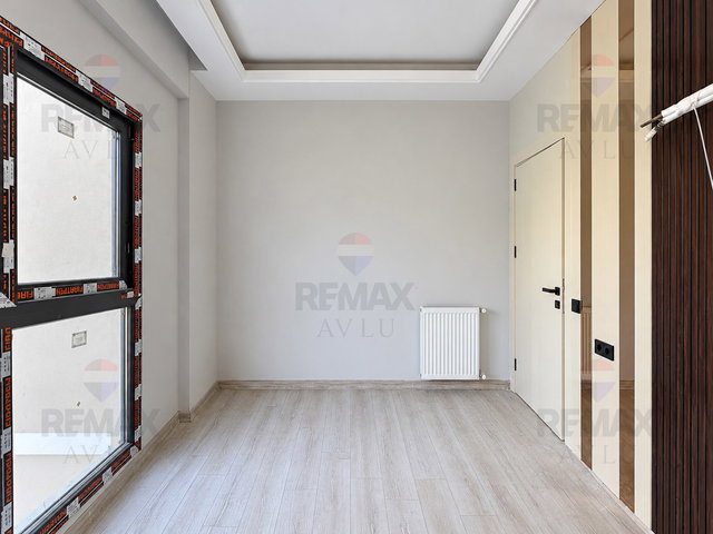 REMAX AVLU'DAN TECE'DE SIFIR SATILIK  1+1 DAİRE