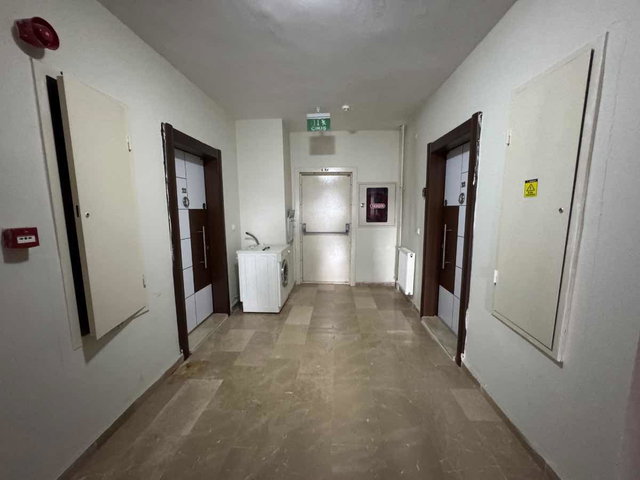 VAKFIKEBIR CUMHURIYET 'DE 3+1 SITE İÇI MASRAFSIZ SATILIK DAIRE