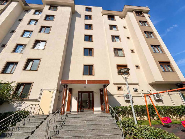 TUZLA PALMİYE EVLERİNDE MERKEZİ KONUMDA SATILIK 2+1 DAİRE