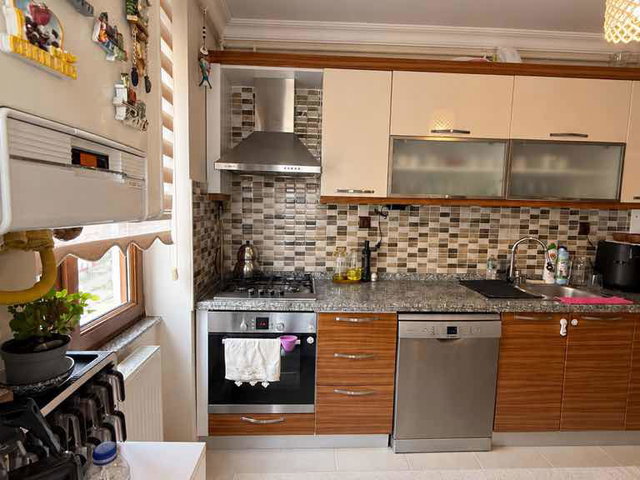 TUZLA PALMİYE EVLERİNDE MERKEZİ KONUMDA SATILIK 2+1 DAİRE