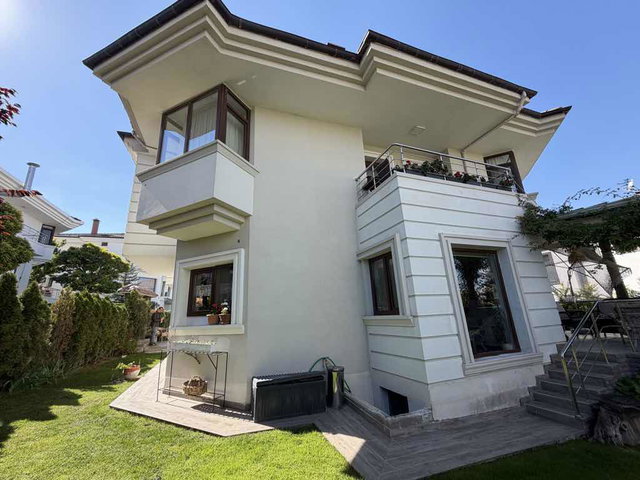 ÇANKAYA’DA 680 M² BRÜT, 4+2, 3 KATLI LÜKS VİLLA | KAT MÜLKİYETLİ TAPU & KREDİYE UYGUN