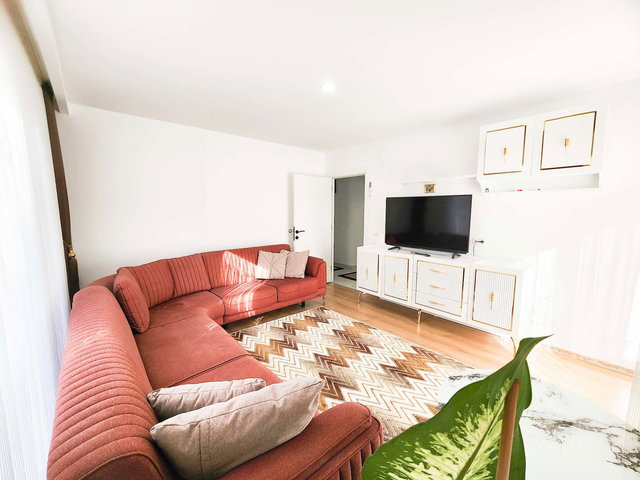 KEPEZ VARSAK AKTOPRAK SATILIK 3+1 DAİRE GENİŞ FERAH BAKIMLI