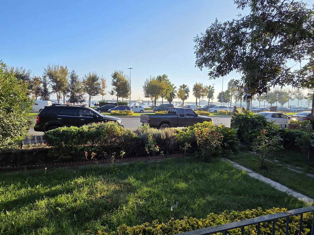 TUZLA SAHİLDE EMSALSİZ MÜSTAKİL VE 579 M2 ARSASI KAÇIRILMAYACAK!