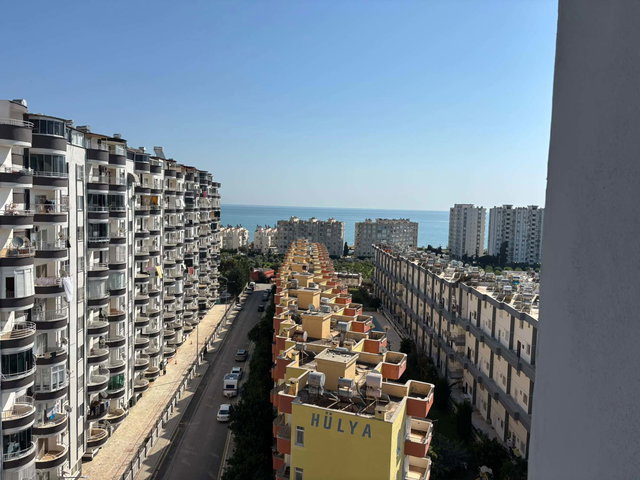REMAX RİNA'DAN TÖMÜK BLUE LİFE SİTESİNDE DENİZ MANZARALI 2+1