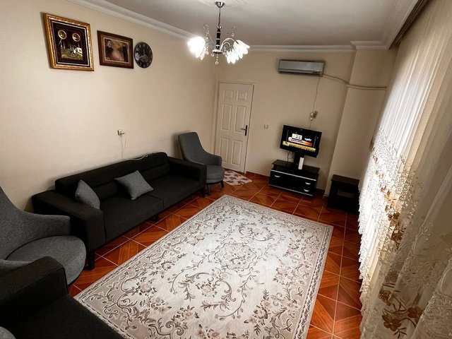 HUZUR EVLERİNDE SİTELİ 2+1 GENİŞ FERAH SATILIK DAİRE