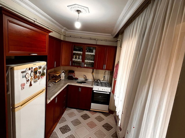 HUZUR EVLERİNDE SİTELİ 2+1 GENİŞ FERAH SATILIK DAİRE