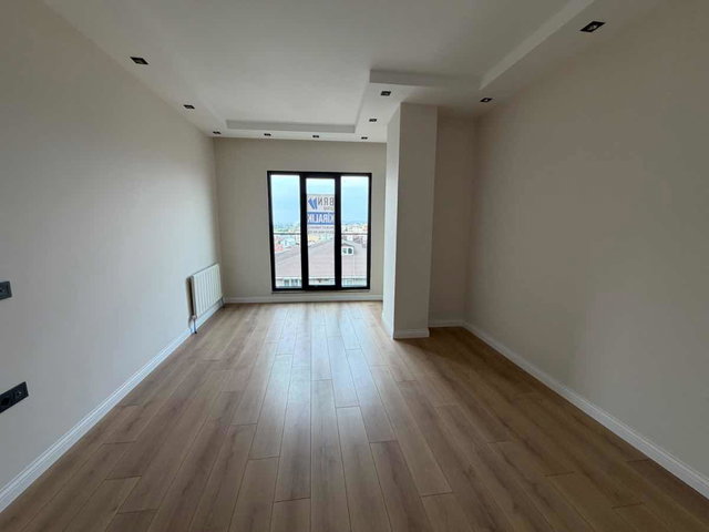 ÇAYIROVA FATİH CADDESİNE LÜKS KİRALIK 4+1 DUBLEX DAİRE.