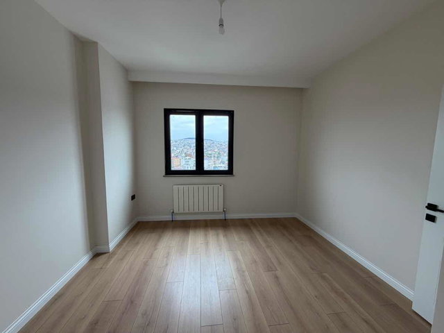 ÇAYIROVA FATİH CADDESİNE LÜKS KİRALIK 4+1 DUBLEX DAİRE.
