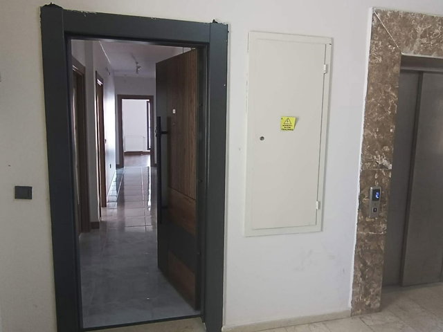 RE/MAX DEĞIŞIM ÇATALÇEŞME SATILIK 2+1 TOKI DAİRESI(TAPU HAZIR)