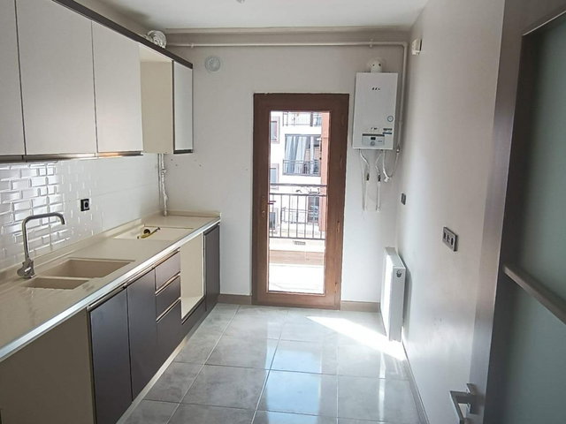 RE/MAX DEĞIŞIM ÇATALÇEŞME SATILIK 2+1 TOKI DAİRESI(TAPU HAZIR)