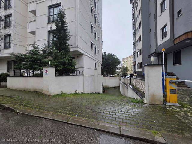 BOSTANCI'NIN MERKEZİ NOKTASINDA KAPALI MUTFAK 2+1 SATILIK DAİRE