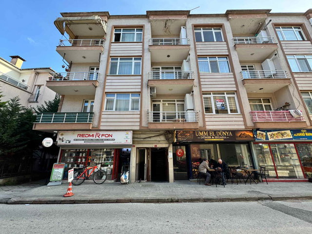 ÇARŞI MERKEZDE OFİS / EV KULLANIMINA UYGUN TERASLI KİRALIK 2+1