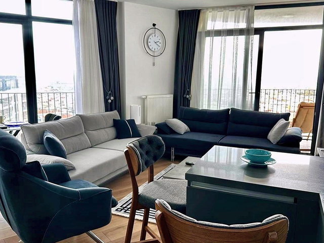 MODDA BULVAR 19. KAT MANZARALI FULL EŞYALI KIRACILI 2+1