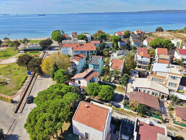 ÇANAKKALE GÜZELYALI DENİZ GÖREN SATILIK MÜSTAKİL EV