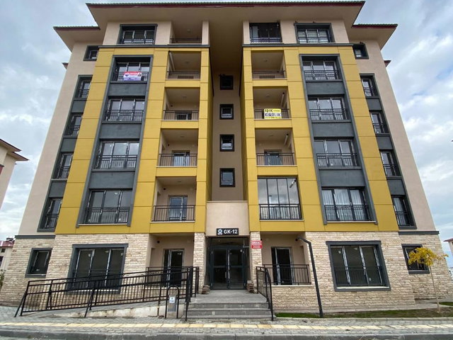 REMAX ARTIS'DEN HILALKENT TOKILERDE KIRALIK 2+1 DAIRE