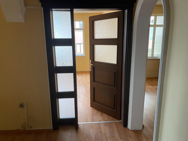 BEŞİRLİ MAHALLESİNDE DENİZ MANZARALI KİRALIK 3+1 DAİRE