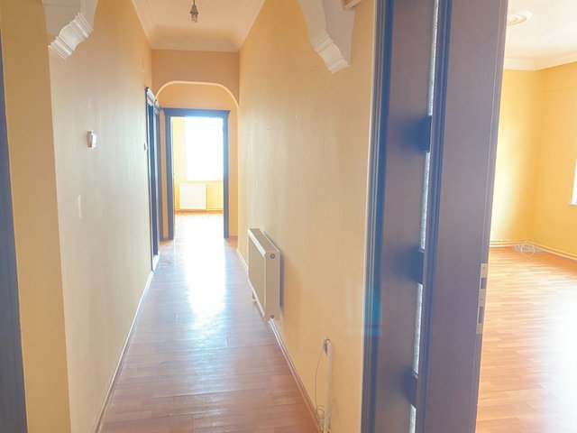 BEŞİRLİ MAHALLESİNDE DENİZ MANZARALI KİRALIK 3+1 DAİRE