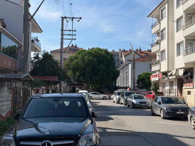 SERDİVAN ARABACIALANI’NDA 0,69 KREDI FIRSATI 2.500.000 TL PEŞIN 70 M² BRÜT | BALKONLU | 2. KAT