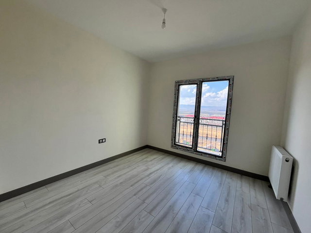 REMAX İLKE'DEN HİLALKENT YENİ TOKİ'DE 2+1 KİRALIK DAİRE