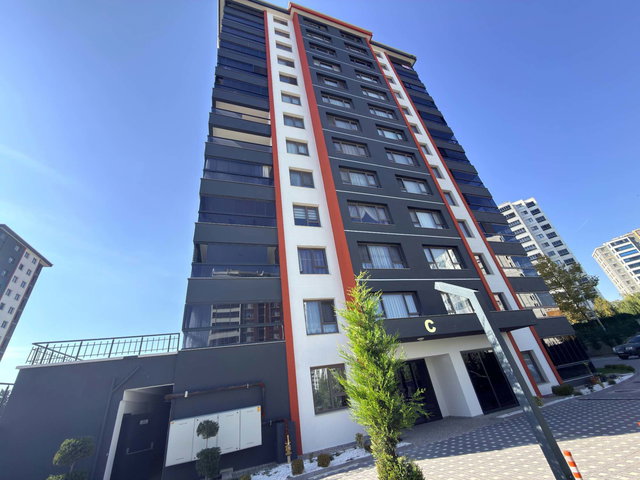 ATA MAH. ERYA PARK SİTESİNDE HİÇ OTURULMAMIŞ 4+1 SATILIK DAİRE